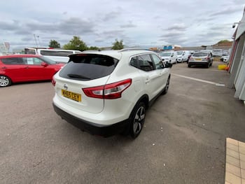 Used Nissan Qashqai 2016 for sale - 79738297: Photo