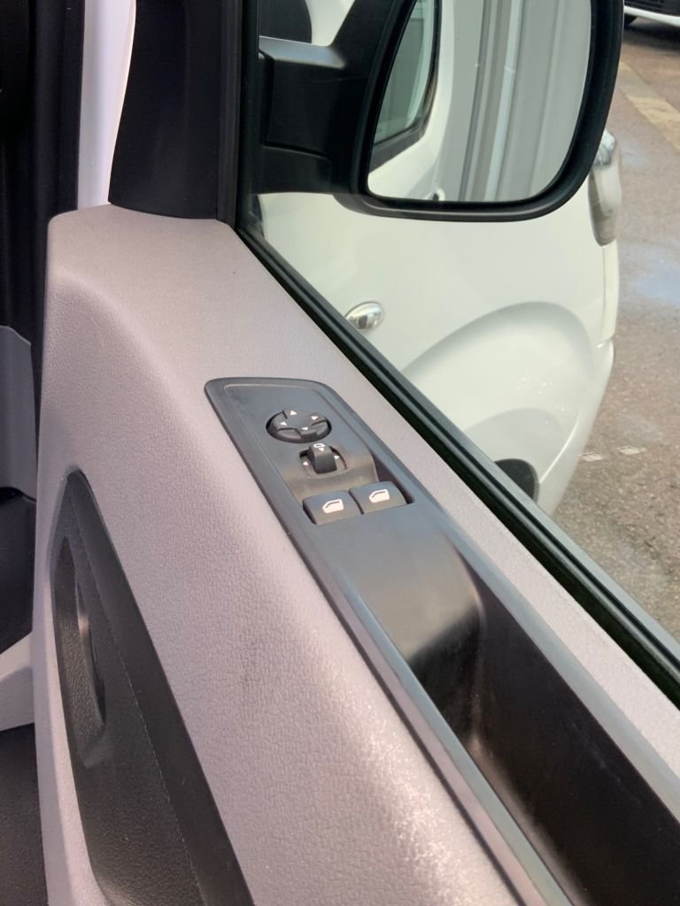 Used Vauxhall Vivaro 2021 for sale - 77263375: Photo 10