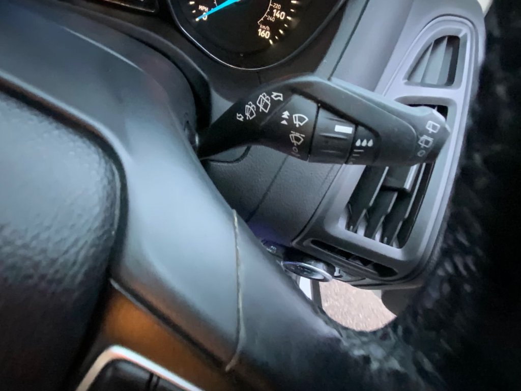 Used Ford Focus 2015 for sale - 76481990: Photo 18