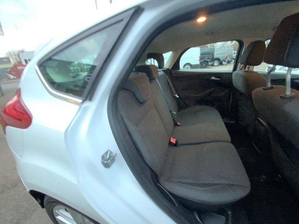 Used Ford Focus 2015 for sale - 76481990: Photo 30