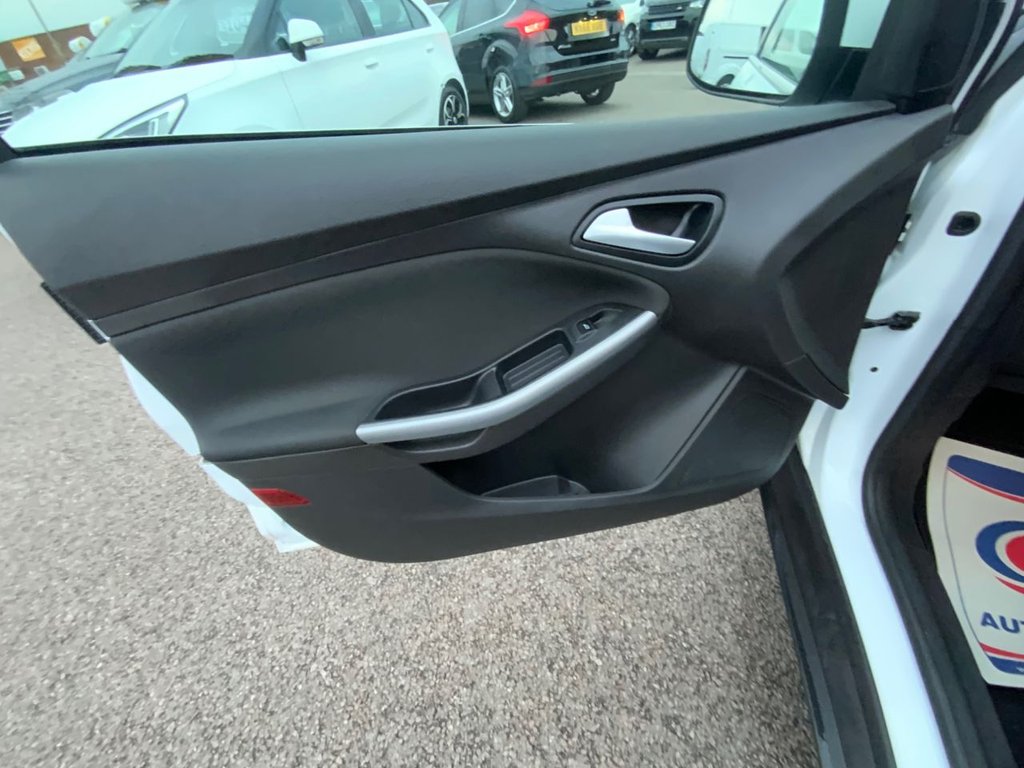 Used Ford Focus 2015 for sale - 76481990: Photo 33