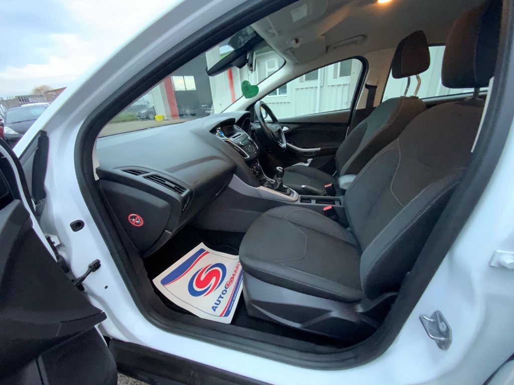 Used Ford Focus 2015 for sale - 76481990: Photo 41