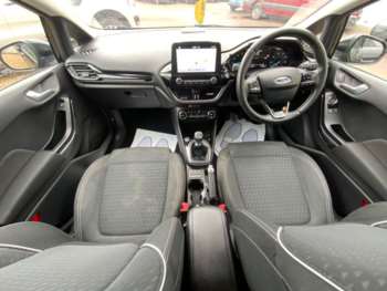 Used Ford Fiesta 2018 for sale - 74756589: Photo
