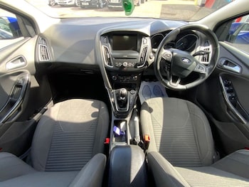 Used Ford Focus 2016 for sale - 75765055: Photo