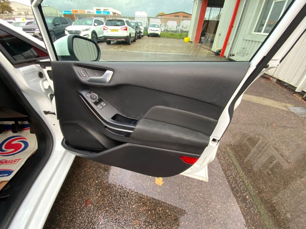 Used Ford Fiesta 2019 for sale - 76345515: Photo 12