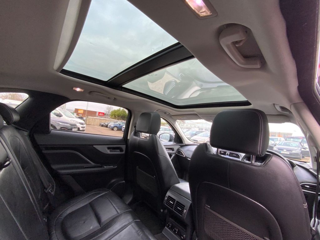 Used Jaguar F-Pace 2016 for sale - 77981489: Photo 24