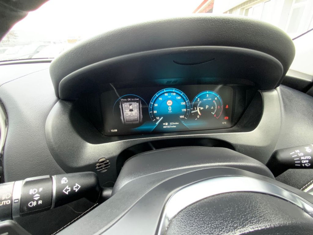 Used Jaguar F-Pace 2016 for sale - 77981489: Photo 43