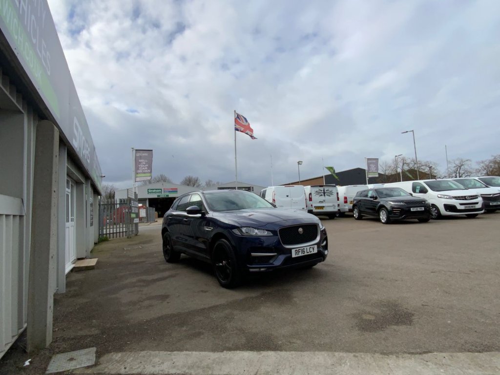 Used Jaguar F-Pace 2016 for sale - 77981489: Photo 8