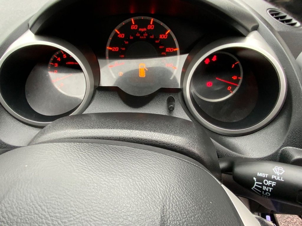 Used Honda Jazz 2014 for sale - 76509589: Photo 23