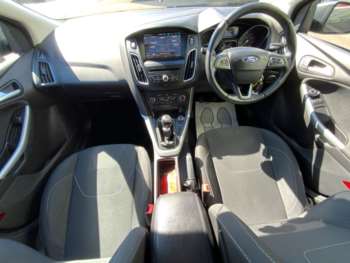 Used Ford Focus 2015 for sale - 74784105: Photo