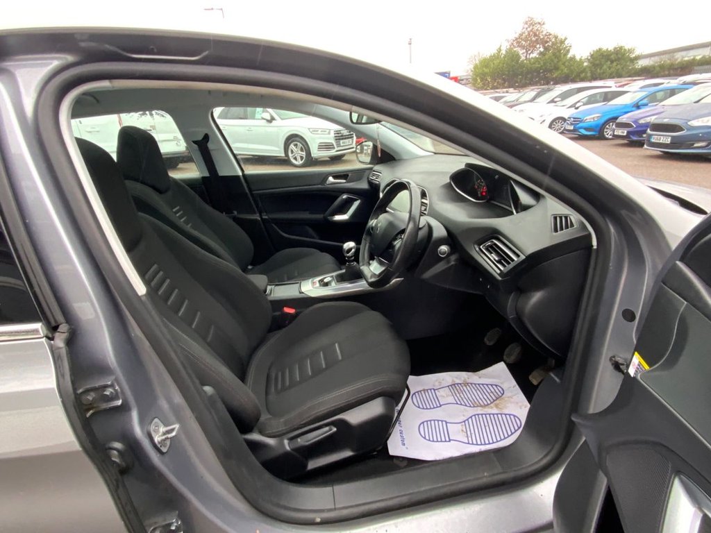 Used Peugeot 308 2014 for sale - 77507818: Photo 2