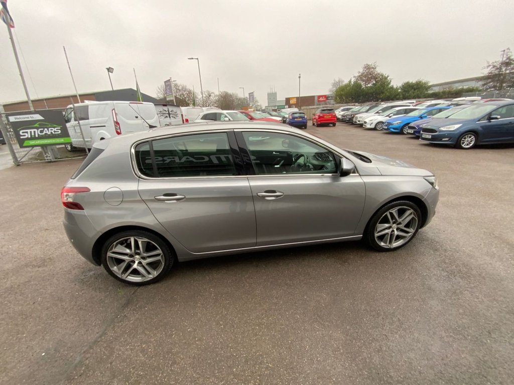 Used Peugeot 308 2014 for sale - 77507818: Photo 5