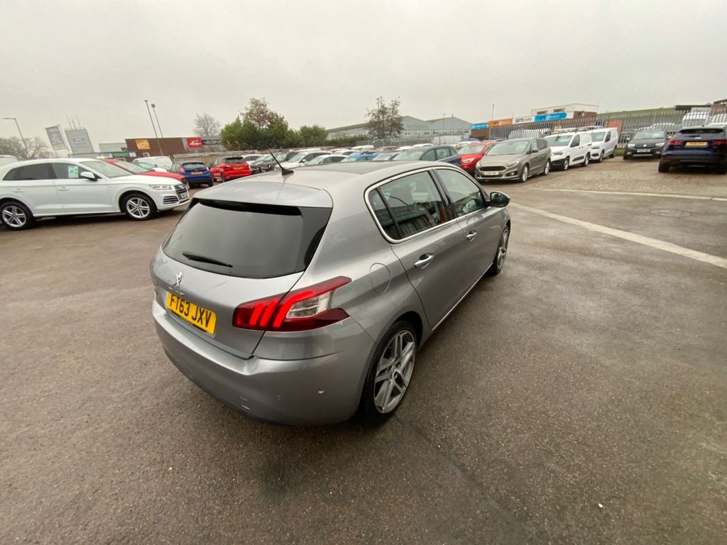 Used Peugeot 308 2014 for sale - 77507818: Photo 6