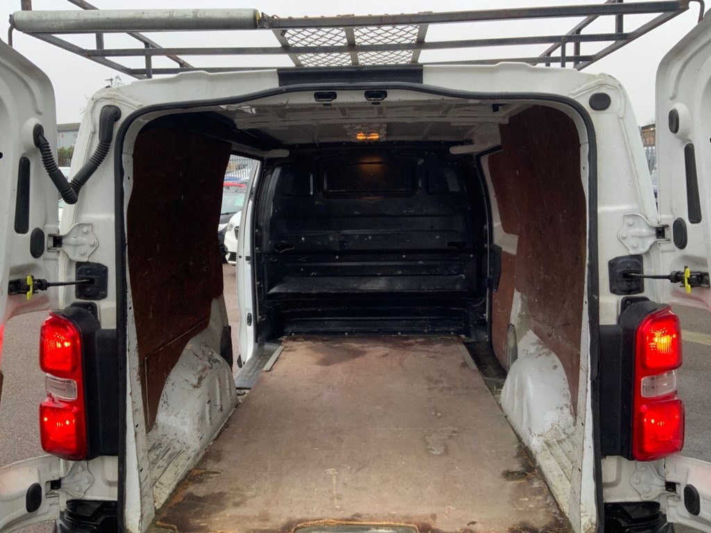 Used Vauxhall Vivaro 2021 for sale - 77408559: Photo 14