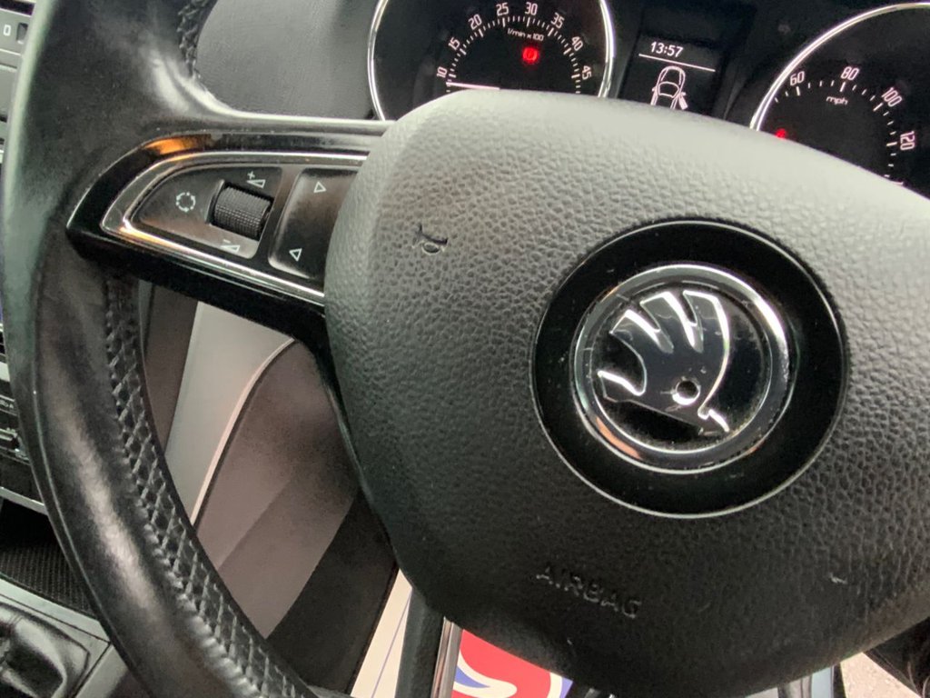 Used Skoda Yeti 2015 for sale - 76345755: Photo 25
