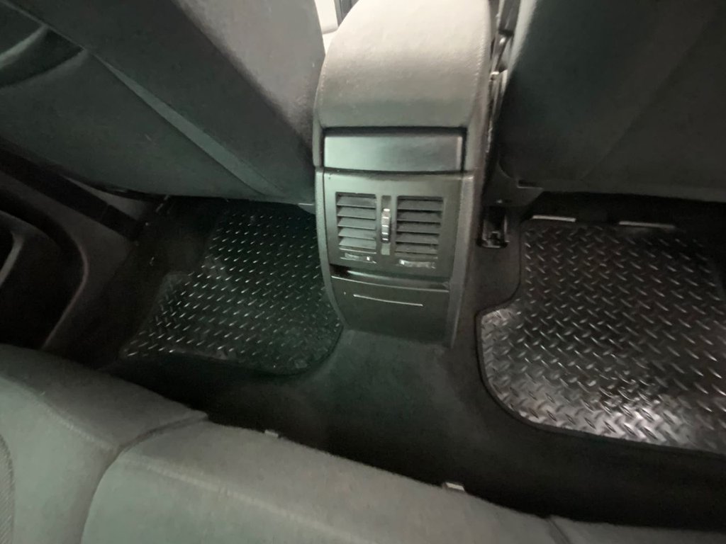 Used Skoda Yeti 2015 for sale - 76345755: Photo 32