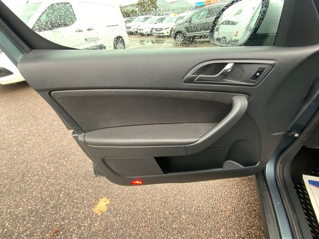 Used Skoda Yeti 2015 for sale - 76345755: Photo 36