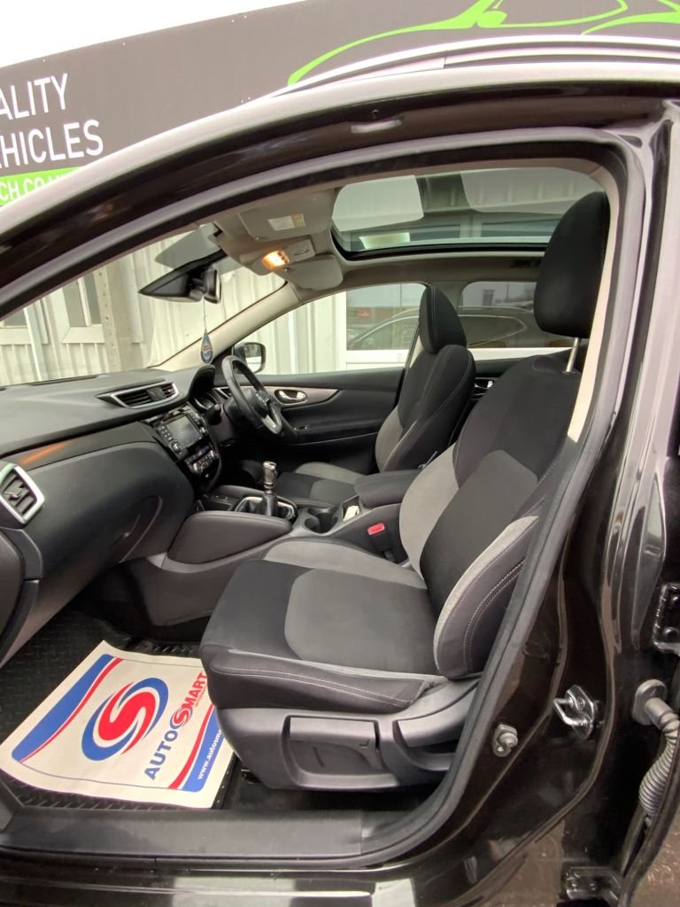 Used Nissan Qashqai 2017 for sale - 77792288: Photo 24