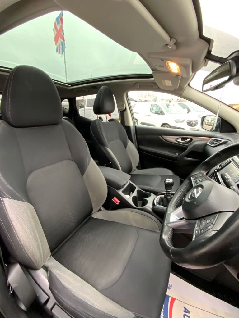 Used Nissan Qashqai 2017 for sale - 77792288: Photo 34