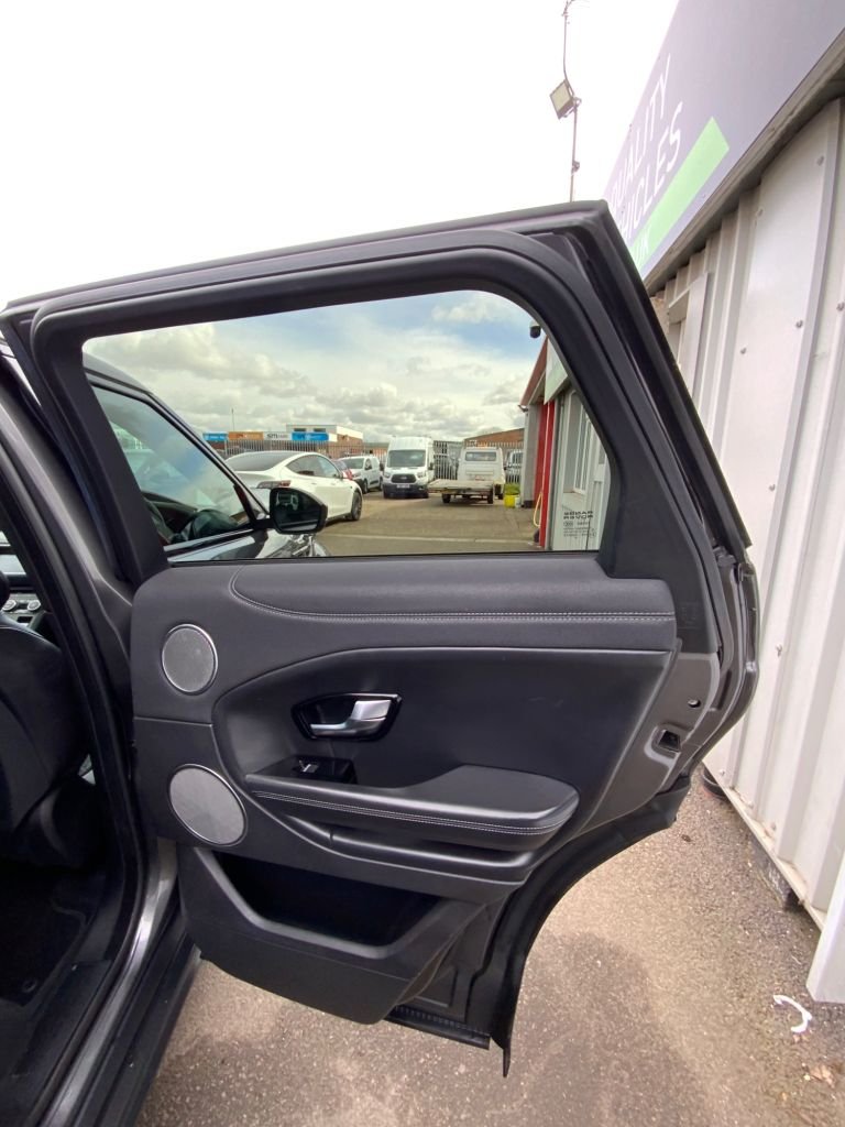 Used Land Rover Range Rover Evoque 2018 for sale - 78017331: Photo 16