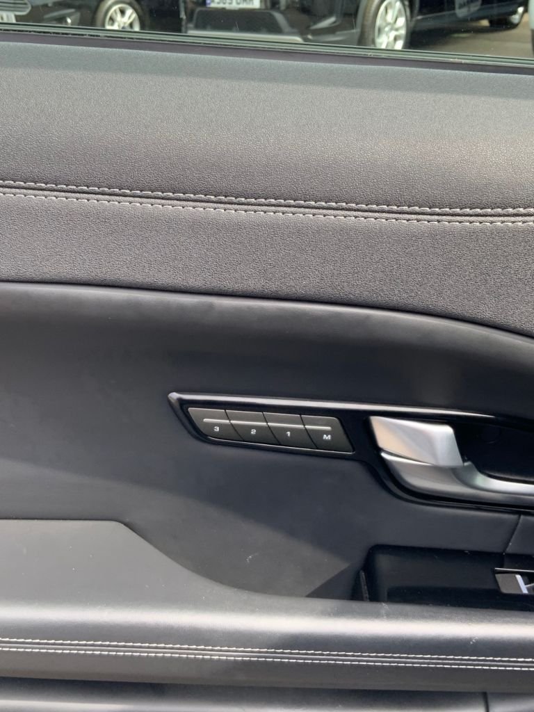 Used Land Rover Range Rover Evoque 2018 for sale - 78017331: Photo 32