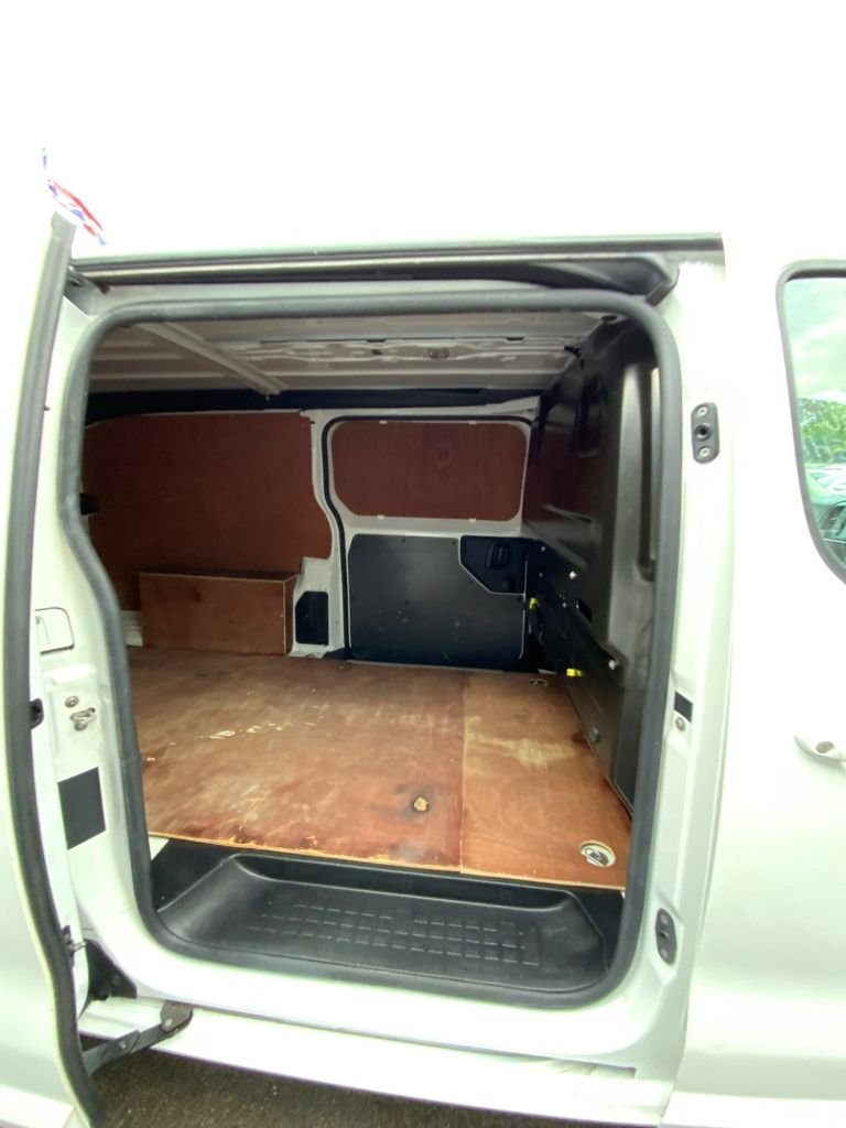 Used Vauxhall Vivaro 2020 for sale - 77263327: Photo 13