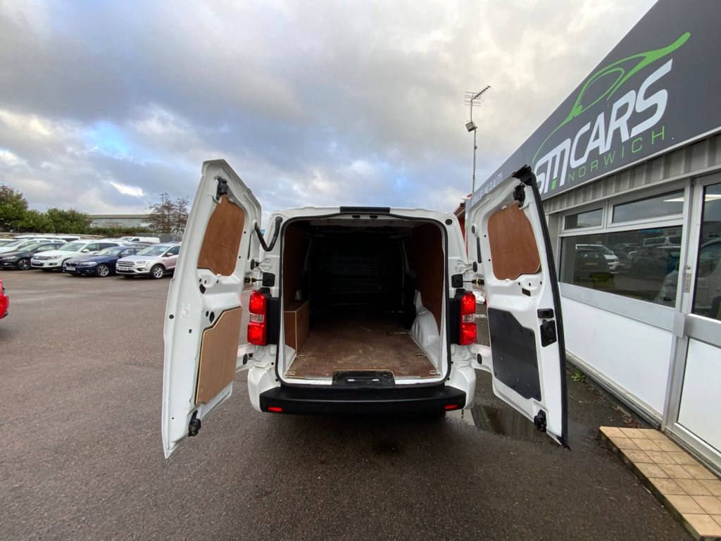 Used Vauxhall Vivaro 2020 for sale - 77263327: Photo 21