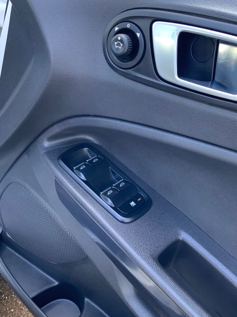 Used Ford Ecosport 2017 for sale - 78030323: Photo 19