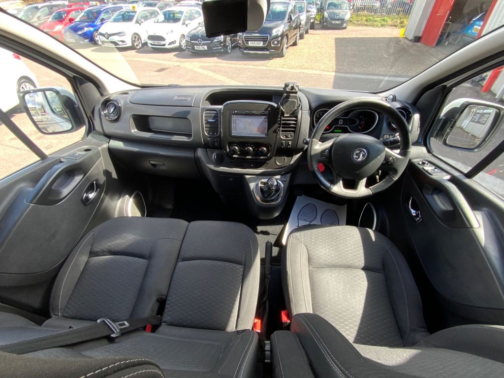 Used Vauxhall Vivaro 2019 for sale - 76546401: Photo 2
