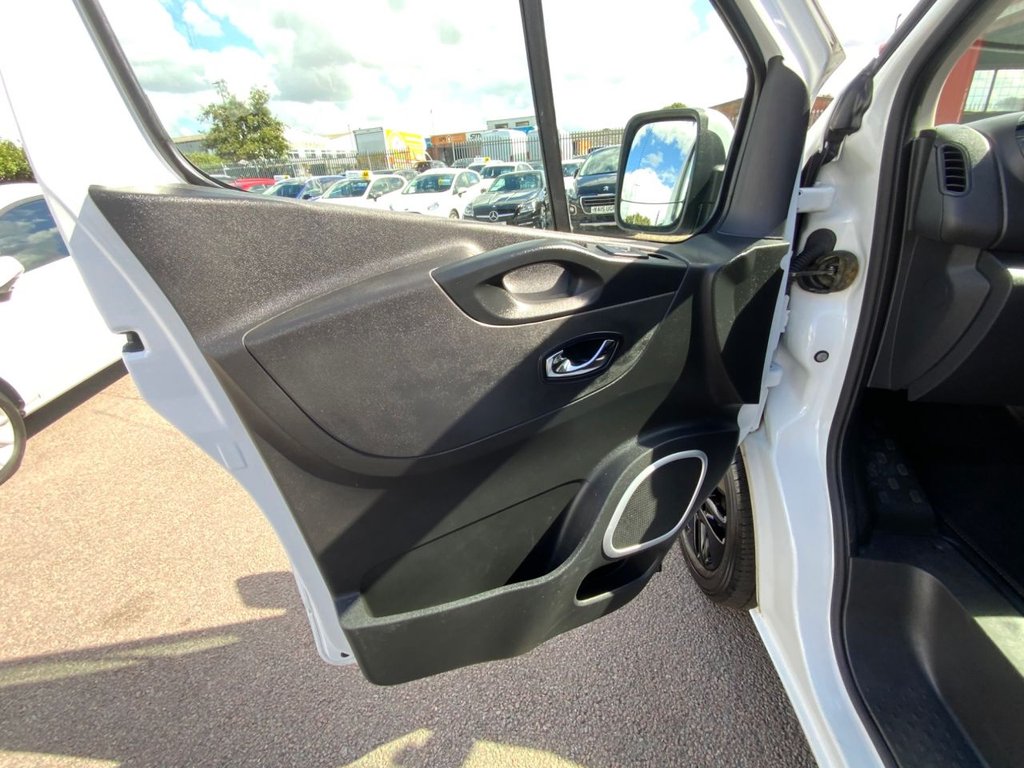 Used Vauxhall Vivaro 2019 for sale - 76546401: Photo 30