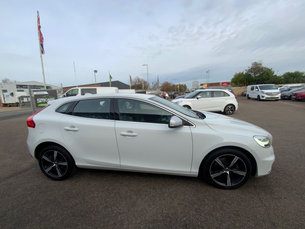 Used Volvo V40 2016 for sale - 76482220: Photo 11