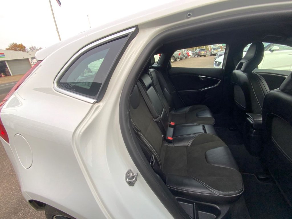 Used Volvo V40 2016 for sale - 76482220: Photo 33