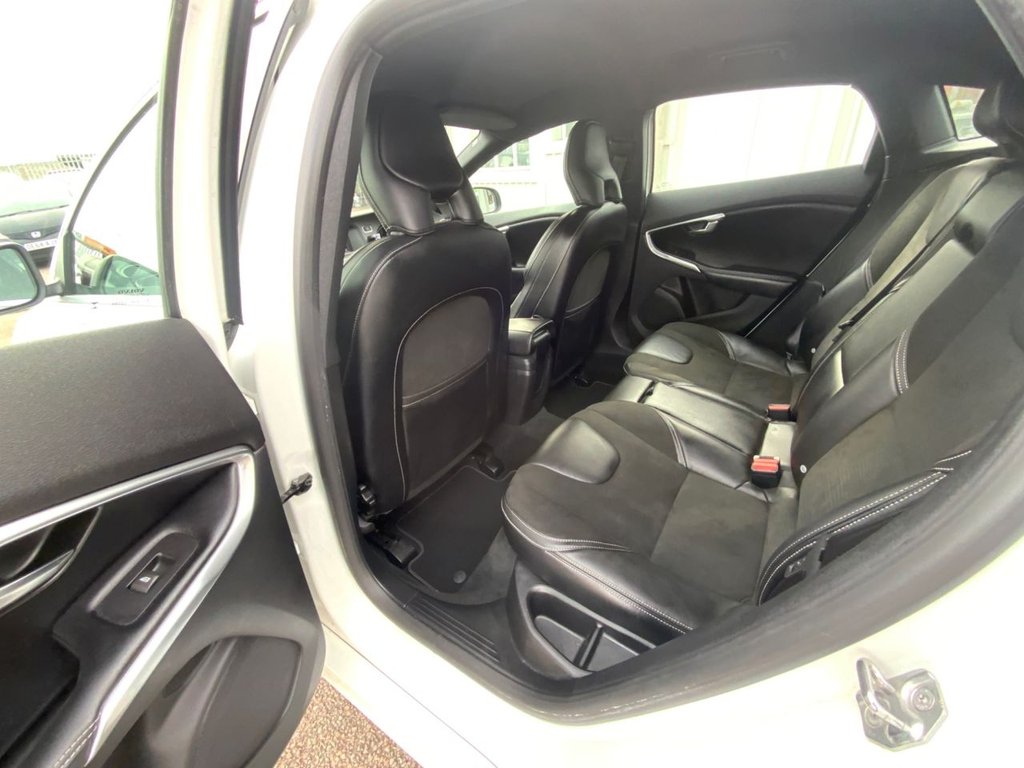 Used Volvo V40 2016 for sale - 76482220: Photo 37