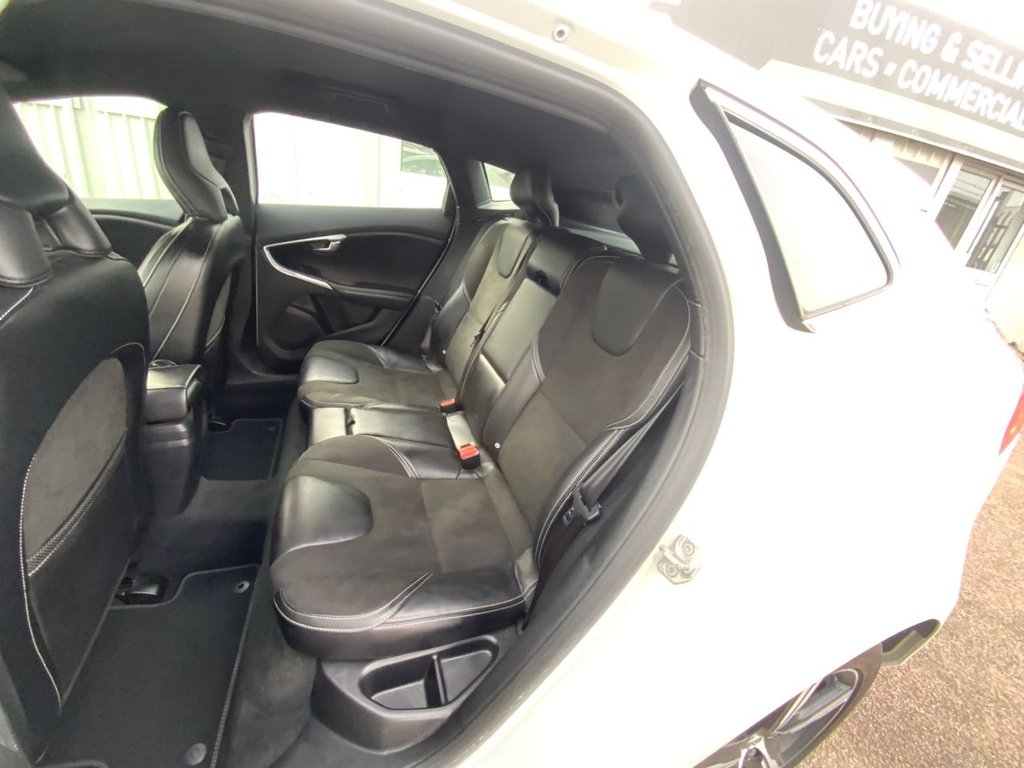 Used Volvo V40 2016 for sale - 76482220: Photo 38