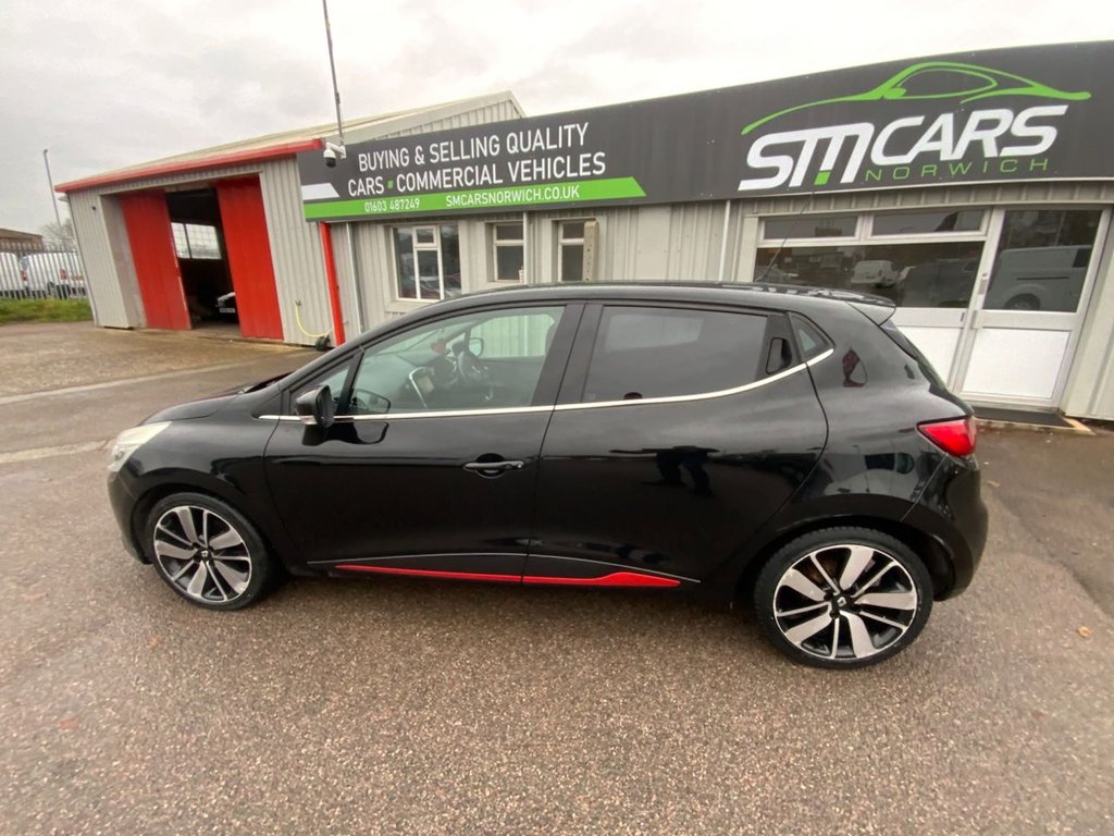 Used Renault Clio 2015 for sale - 76655165: Photo 11
