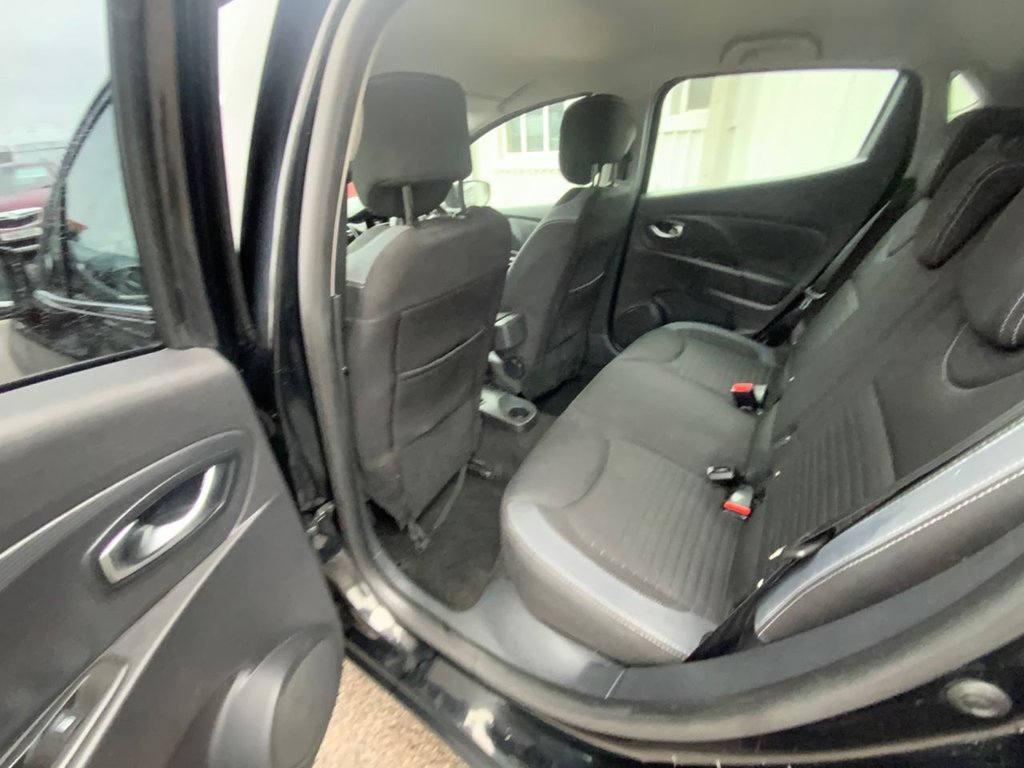 Used Renault Clio 2015 for sale - 76655165: Photo 37