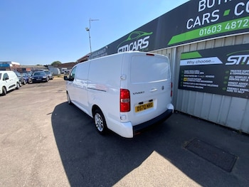 Used Vauxhall Vivaro 2020 for sale - 79210143: Photo