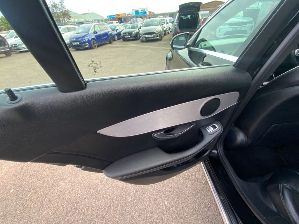 Used Mercedes-Benz C Class 2020 for sale - 77642935: Photo 26