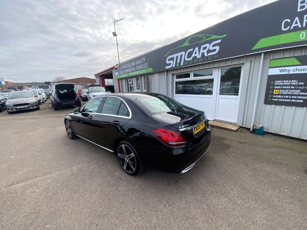 Used Mercedes-Benz C Class 2020 for sale - 77642935: Photo 5