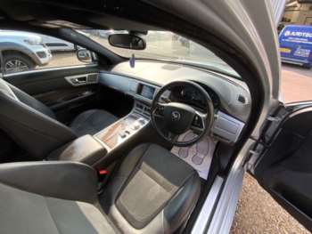 Used Jaguar XF 2015 for sale - 71986268: Photo