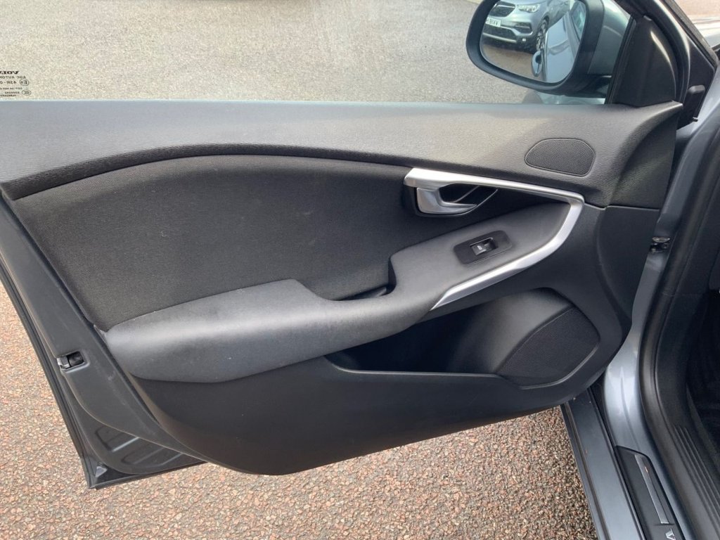 Used Volvo V40 2016 for sale - 77621689: Photo 14