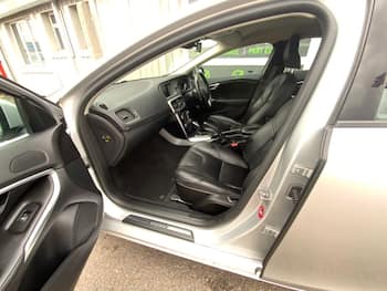 Used Volvo V40 2017 for sale - 79666647: Photo