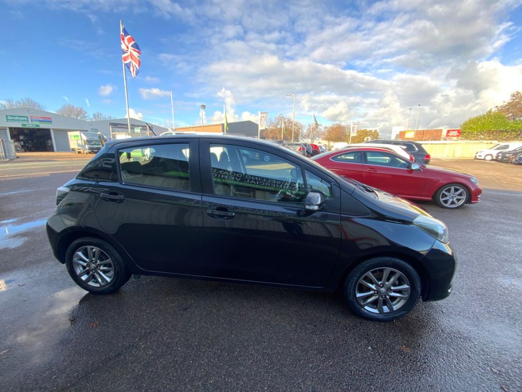 Used Toyota Yaris 2014 for sale - 76655351: Photo 11