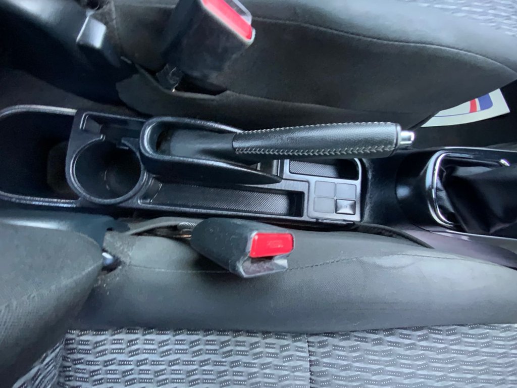 Used Toyota Yaris 2014 for sale - 76655351: Photo 21