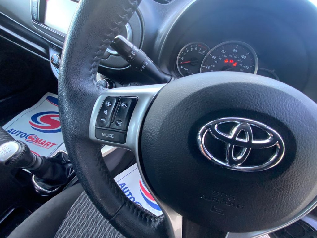 Used Toyota Yaris 2014 for sale - 76655351: Photo 25