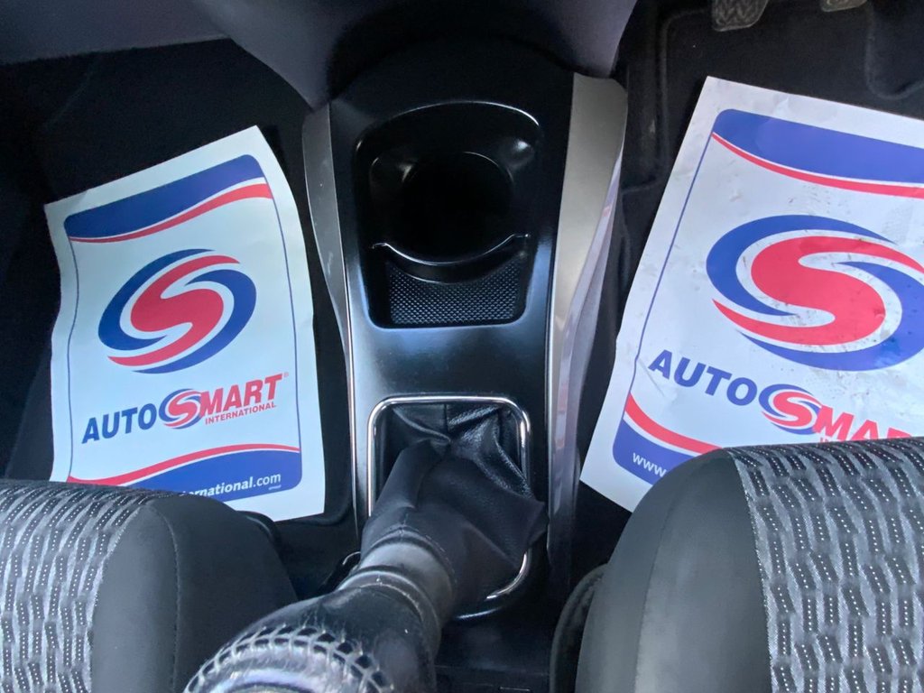 Used Toyota Yaris 2014 for sale - 76655351: Photo 29