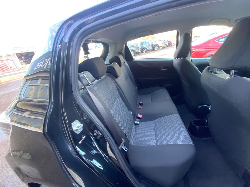 Used Toyota Yaris 2014 for sale - 76655351: Photo 34