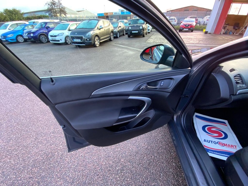 Used Vauxhall Insignia 2015 for sale - 77153496: Photo 23