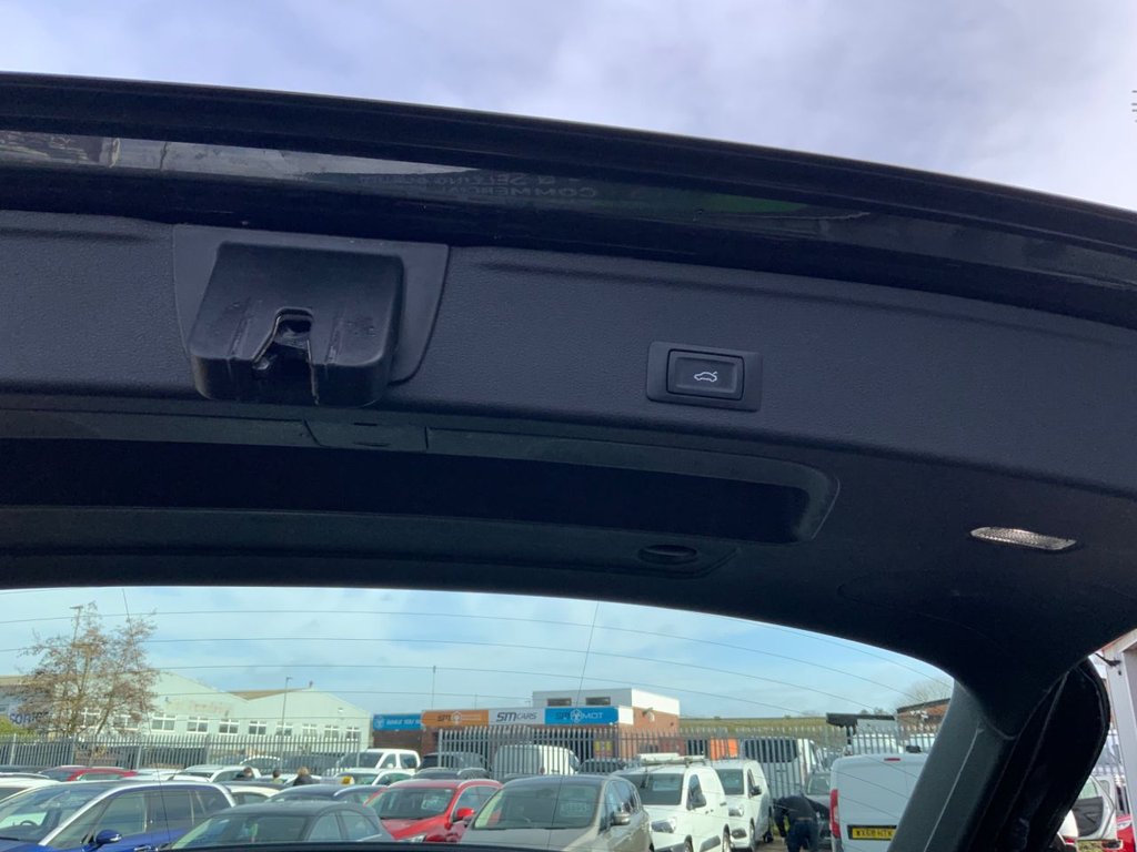 Used Audi A4 Avant 2016 for sale - 77631975: Photo 13