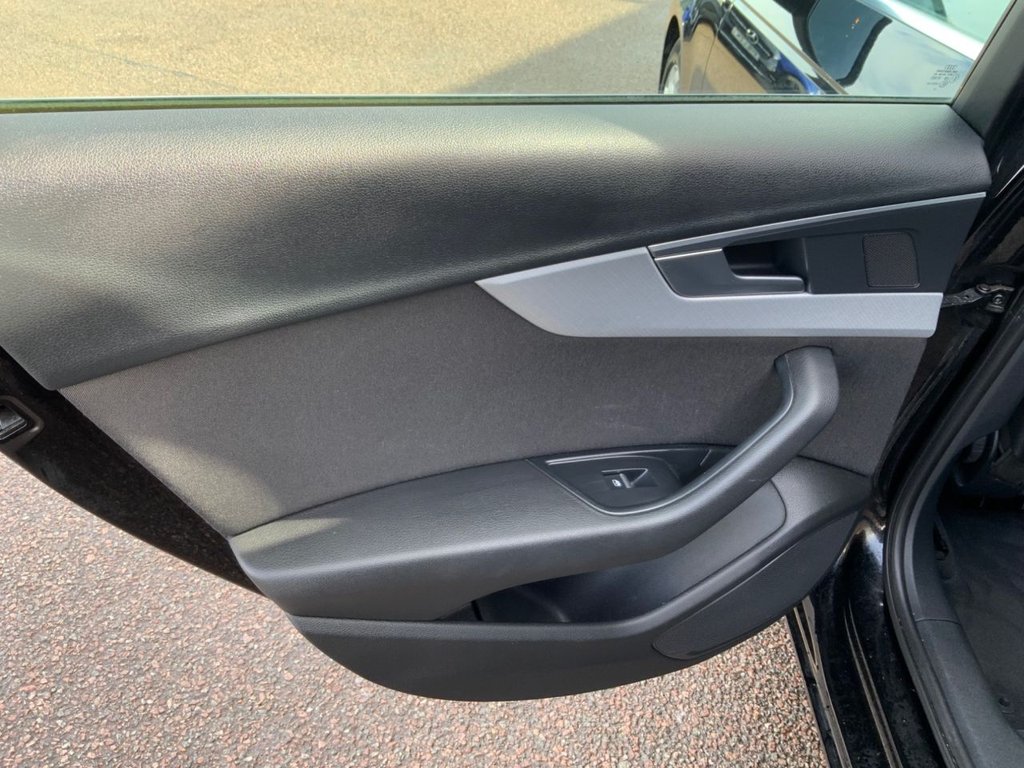 Used Audi A4 Avant 2016 for sale - 77631975: Photo 16